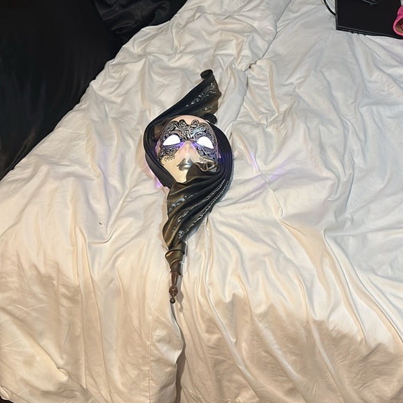 Venetian Masks (look up if unsure) - Picture 2 of 5